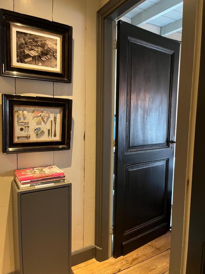 B&B De Kamer Hiernaast Gouda Esterno foto