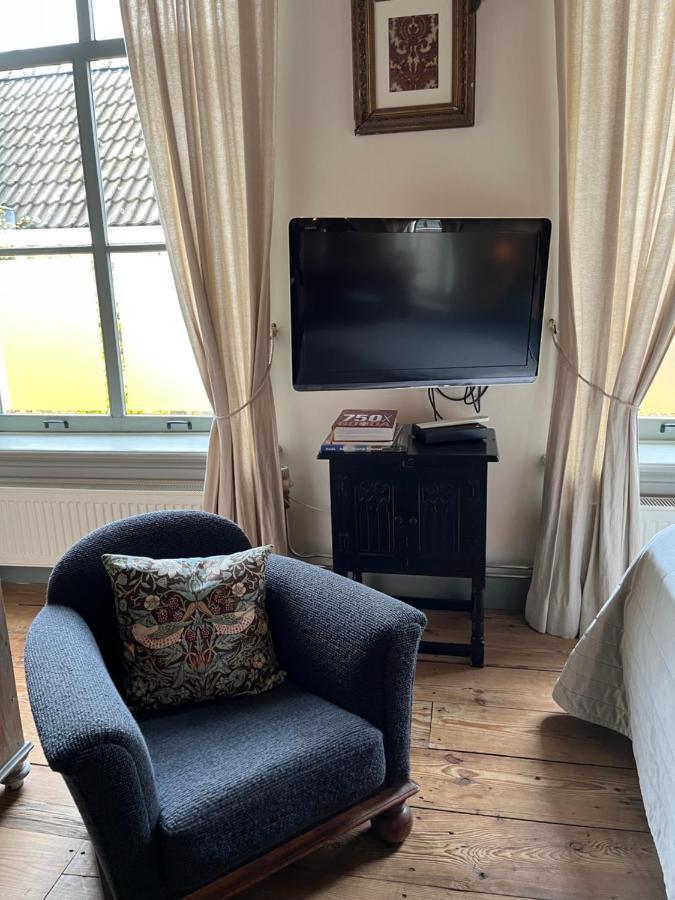 B&B De Kamer Hiernaast Gouda Esterno foto