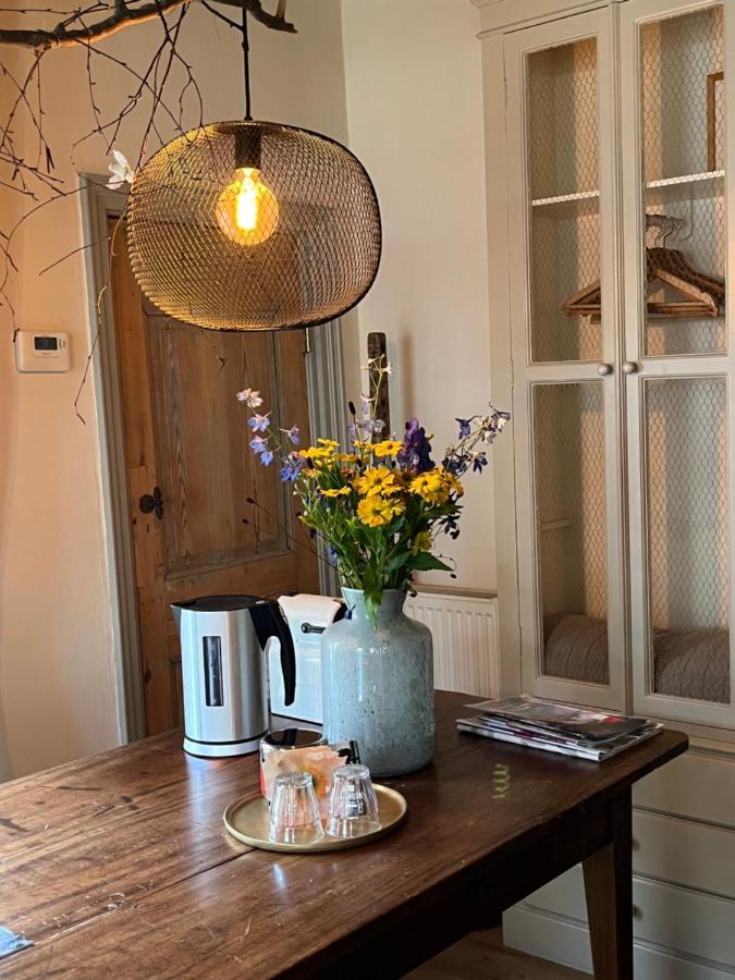 B&B De Kamer Hiernaast Gouda Esterno foto